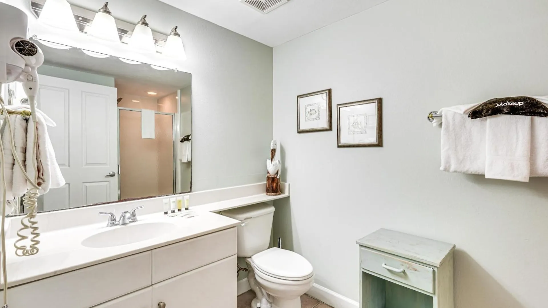 Panama City Beach Apt With Balcony And Ocean View!