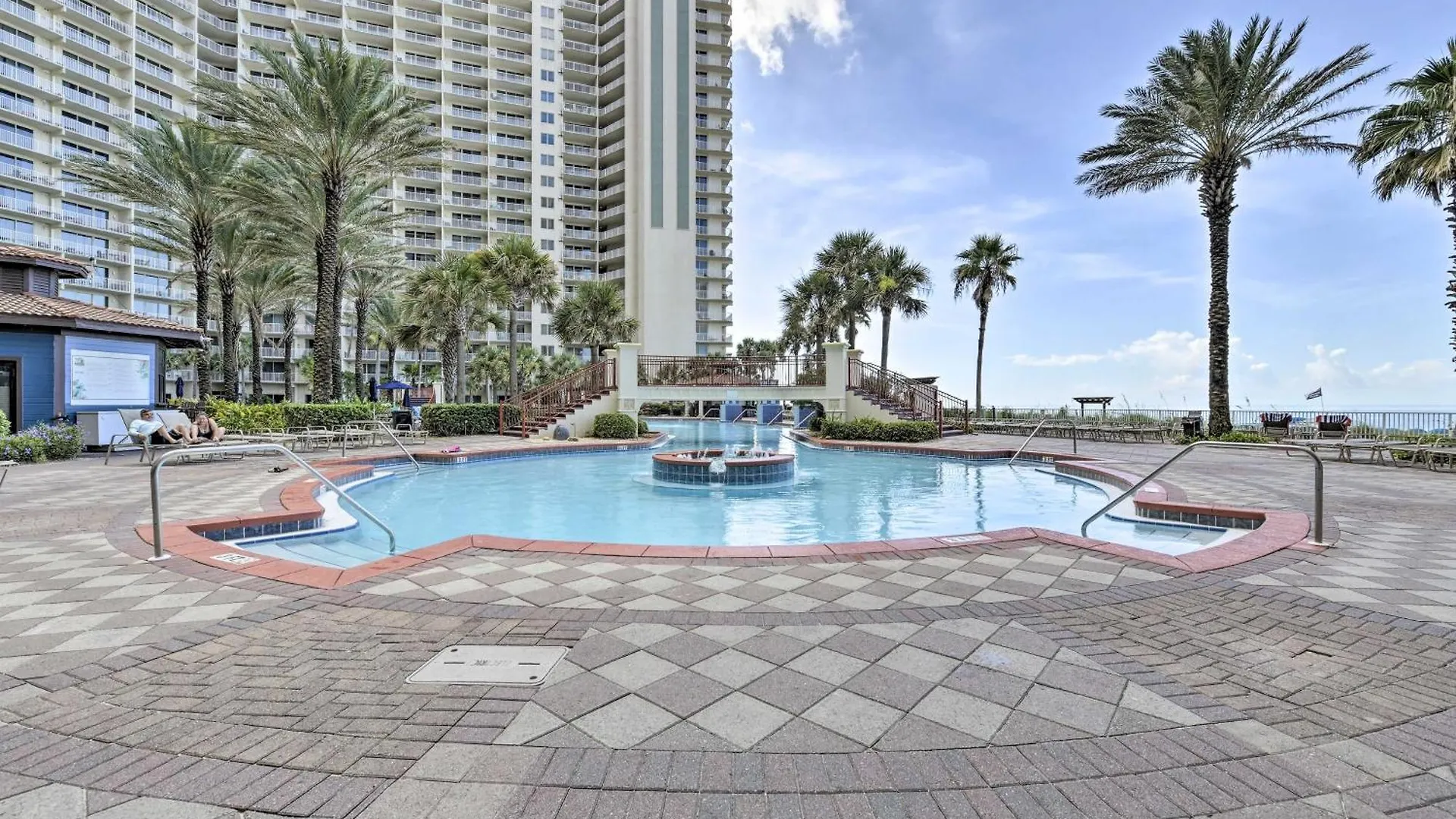 Panama City Beach Apt With Balcony And Ocean View! Panama City Beach